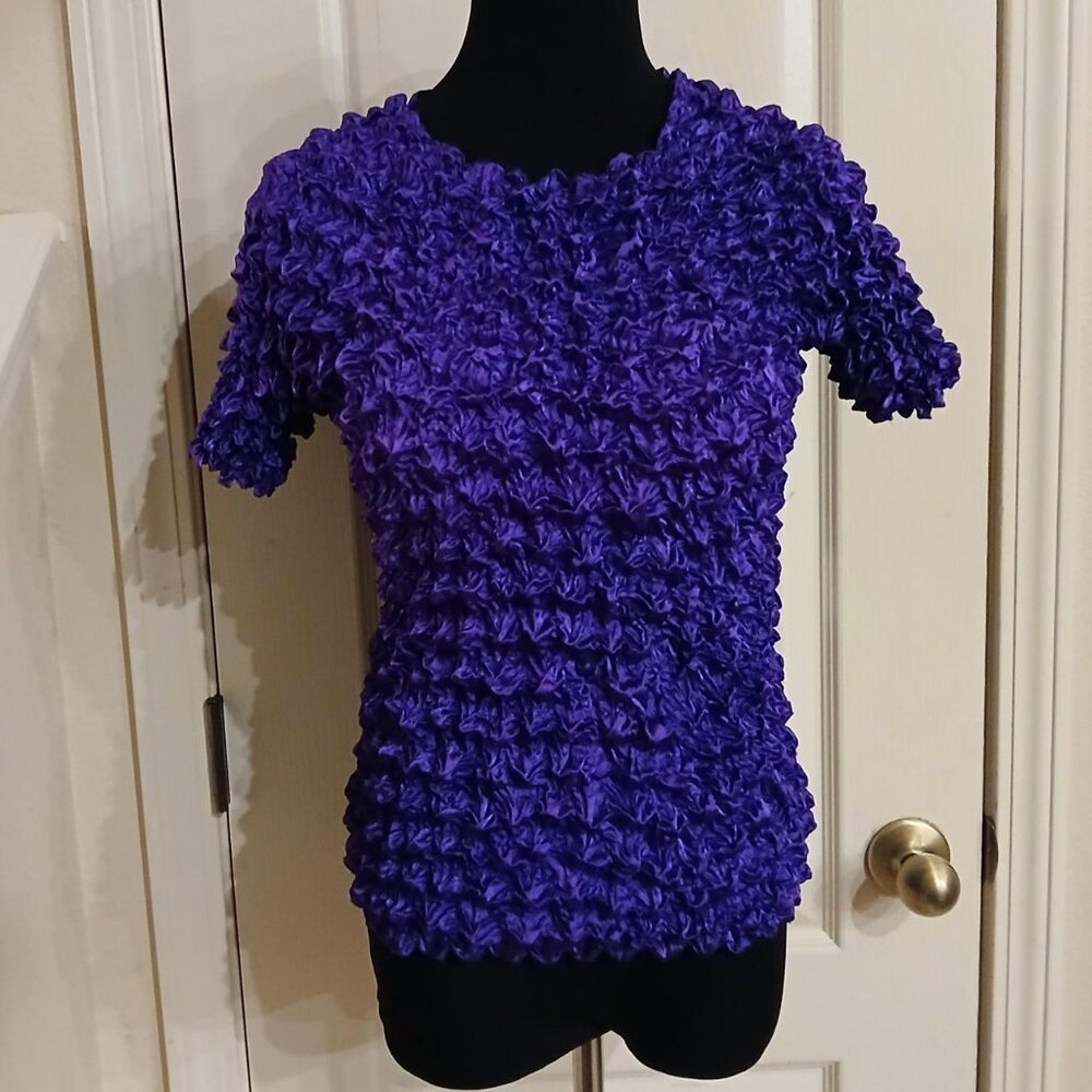 Y2K vintage purple popcorn, magic bubble, crinkle pleated stretch shirt one size